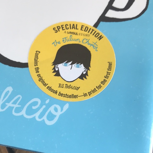 Wonder Hardcover Bundle - Picture 7 of 7